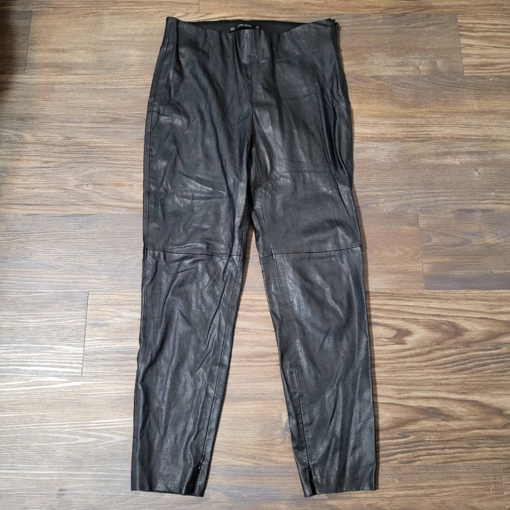 Zara Basic Faux Leather Leggings Size M Black